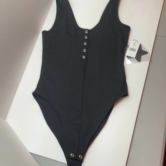 NWT Good American One Piece Black Bodysuit - Picture 2 of 4